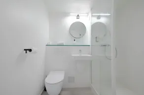 Les Chevaliers des Balances - Baño