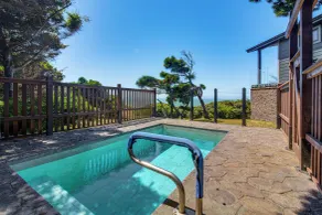 Beachfront, Pool, and Views on Oregon Coast: 5BR - Interiør