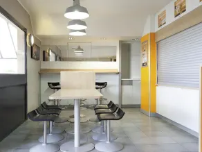 hotelF1 Toulouse Ramonville - Coin salon dans le hall