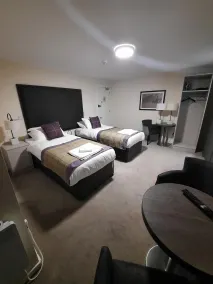 Dalkeith Phoenix Aparthotel Ltd - Chambre