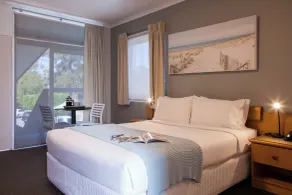 Kings Park Motel - Room