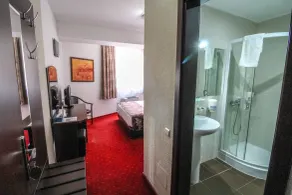 Hotel Razvan - Room