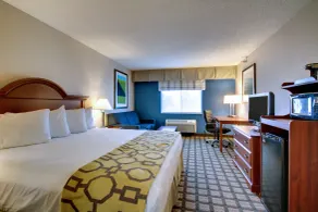 Baymont by Wyndham Galesburg - Chambre