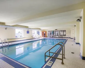 Comfort Inn & Suites - Piscine