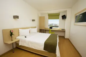 One Aguascalientes Sur - Room