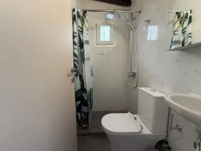 Spacious Maisonette on the "eu Blue Beach" of Kalogria in Sithonia in Greece - Bathroom