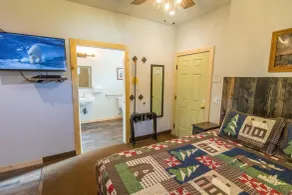 June Lake Motel - Room