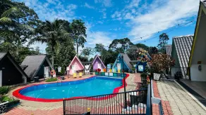 Capital O 91167 Gemilang Candi Resort - Pool