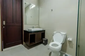 D' Kubu Pratama Homestay - Salle de bain