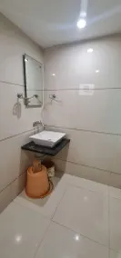 Hotel Zenith - Bathroom