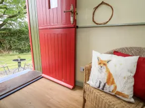 Sweet Briar Shepherds Hut - Zimmer