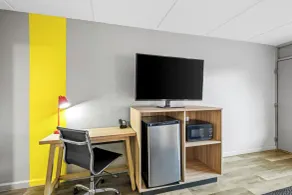 Super 8 by Wyndham Kingsport /I-81 - Room