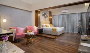 Lazdana Hotel Bangalore - Chambre