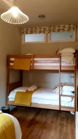 Tor Farm Lodges - Private Hot Tubs, Shared Seasonal Outdoor Pool, Dog Friendly - Rom