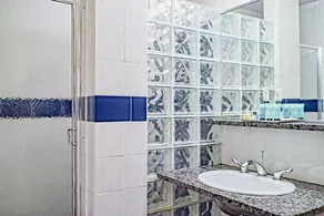 Chelsea Pines Inn - Salle de bain
