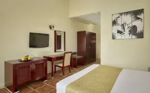 Coral Sea Beach and Aqua Park - Chambre
