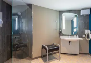 B&B HOTEL Orléans Centre Foch - Badeværelse