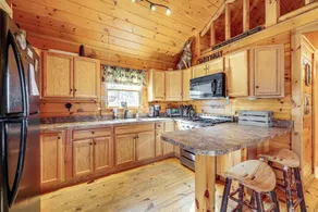 Waterfront Anglers Oasis in The Maine Highlands! - Interiør