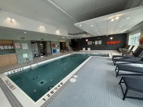 Best Western Plus Kawartha Lakes Hotel & Suites - Pool