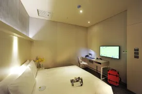 Taipei 101 SPARKLE Hotel - Room