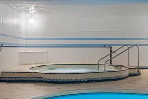 Royal Scot Hotel & Suites, Trademark Collection by Wyndham - Pool