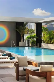 Moxy Miami Wynwood - Piscina