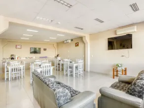 Hotel Traveling - Restaurant