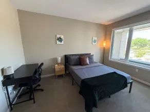 The George Modern 2BR - Værelse