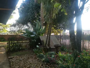 Autumn Breeze Manor Guest House - Ausblick vom Zimmer