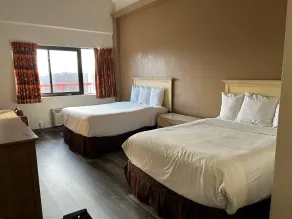 Hilltop Inn & Suites - Chambre
