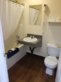 Canadas Best Value Inn Fort St John - Salle de bain