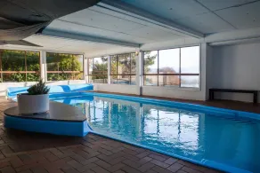 Snowy Valley - Hostel - Piscina