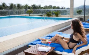 Starcity Bayfront Nha Trang Hotel - Piscine
