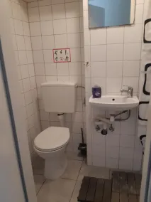 2-Rent Group Hostel Rooms&Apartments EVE168 - Badeværelse