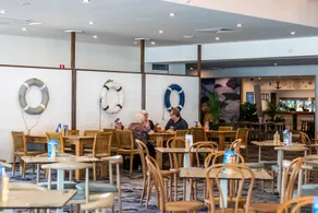 Bribie Island Hotel - Restaurant