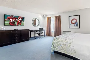 HomeTowne Studios by Red Roof Ridgecrest - Rom