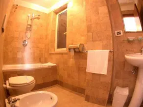 Amaranto Hotel - Bathroom