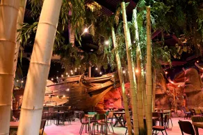 Hex Wildlife Hotel at Yorkshire Wildlife Park - Restaurant