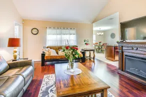 Suburban Home in Magnolia w/ Fenced Yard - Interiør