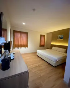 Lovina Inn - Nagoya Batam - Room