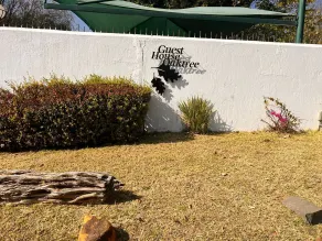 Guest House Oaktree fourways - Fassade der Unterkunft