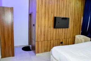 Keneuro Hotel & Suites  - Habitación