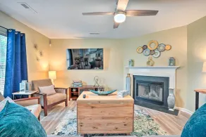 20 Mi to Charleston: Group Getaway in Summerville! - Interiør