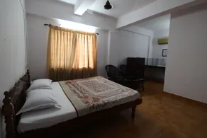 Dubai Hotel & Restaurant Kumarakom - Room