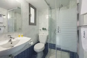 Lilia Hotel - Zimmer