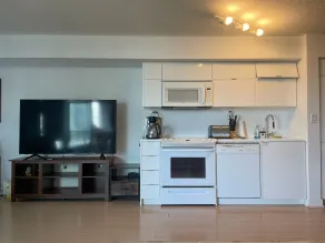 Stylish Downtown Toronto Suite with Free Parking - Chambre