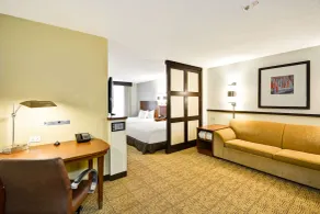 Hyatt Place Chicago/Naperville/Warrenville - Chambre