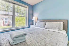 Cozy Fall Cottage with Hot Tub on Private Resort close to the beach! - Interiör