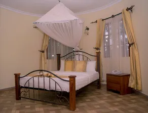 Lindrin lodge moshi - Room