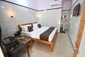 CR7 Stay Rooms & Homestay - Værelse